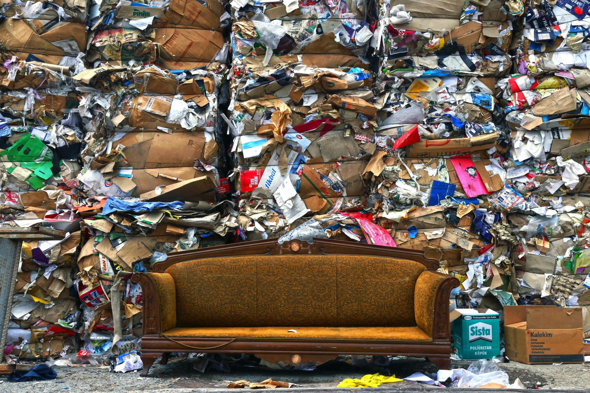 Warning: No Info Dumping, Part 1 – Andrew M. Friday